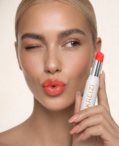  Moisture-Rich Tinted Lip Balm Amaryllis 05